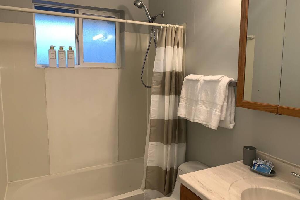 3 King Beds + Bunk Beds On Broadway Villa Littleton Exterior foto