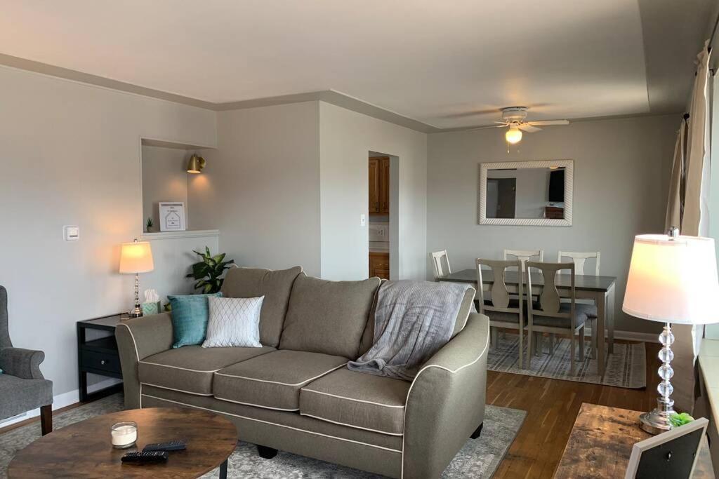 3 King Beds + Bunk Beds On Broadway Villa Littleton Exterior foto